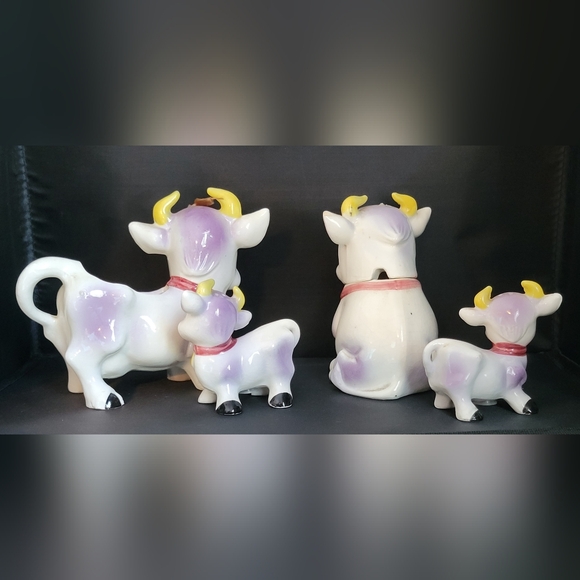 Vintage collectible cow with bells set: suger, creamer, salt & pepper shakers - Picture 14 of 16